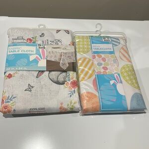 🌸NEW 2 Pieces Easter tablecloths With Tags.